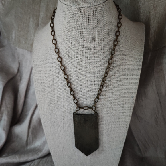 Mosaic Tiled Sheet of Abalone Matte Hardware and Chain Necklace - Picture 7 of 11